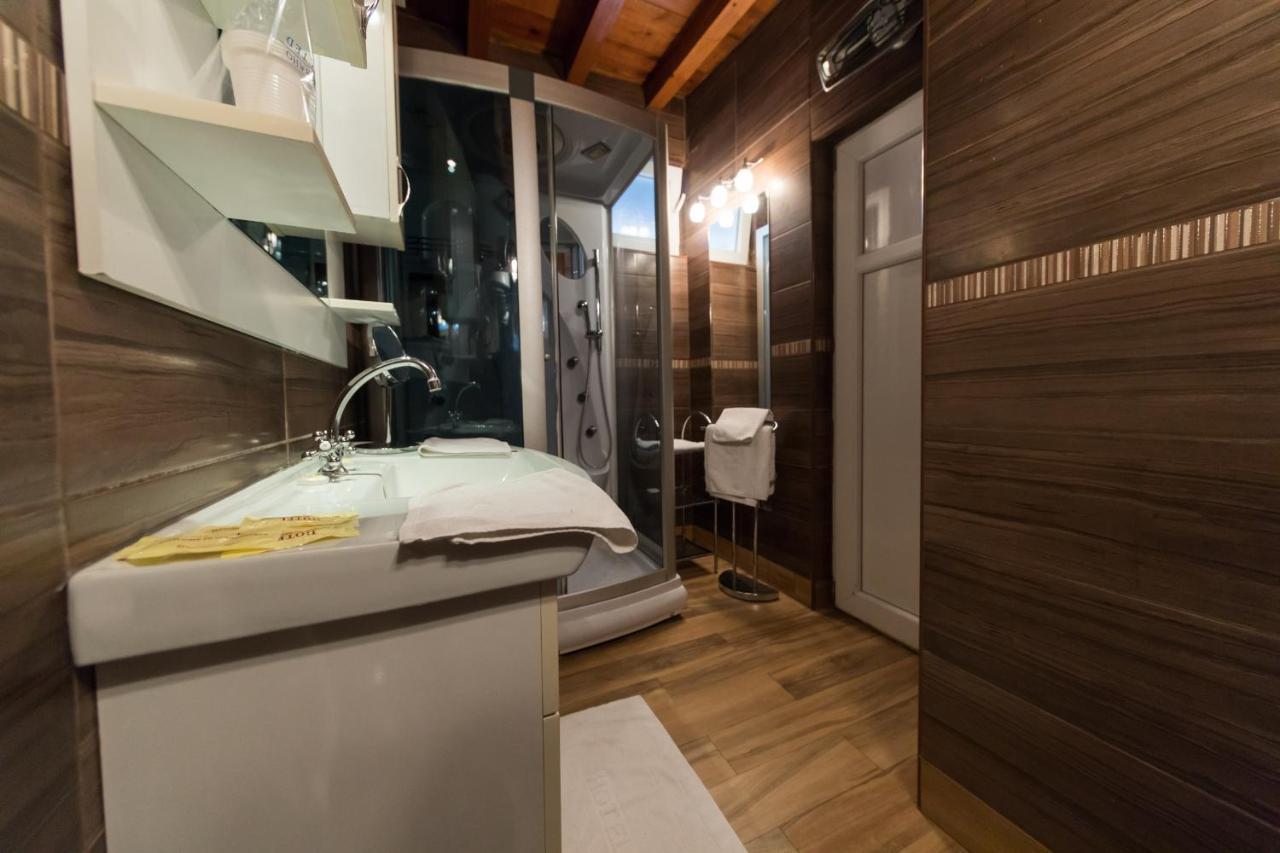 Oasis Seaside Rooms بودفا المظهر الخارجي الصورة